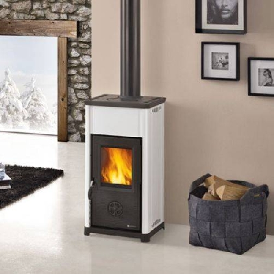 Stufa a legna TEA bianca La nordica Extraflame