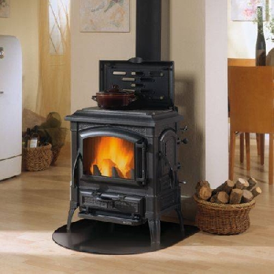 Stufa a legna in ghisa smaltata ISETTA CON CERCHI EVO 4.0 nero antracite La Nordica Extraflame