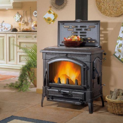 Stufa a legna in ghisa smaltata ISOTTA CON CERCHI EVO nero antracite La Nordica Extraflame