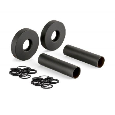 Set copritubo in ottone completo con due rosoni e tubi