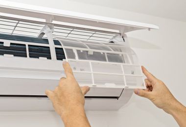 Manutenzione del Climatizzatore: Guida Pratica per un'Estate Fresca e Sicura